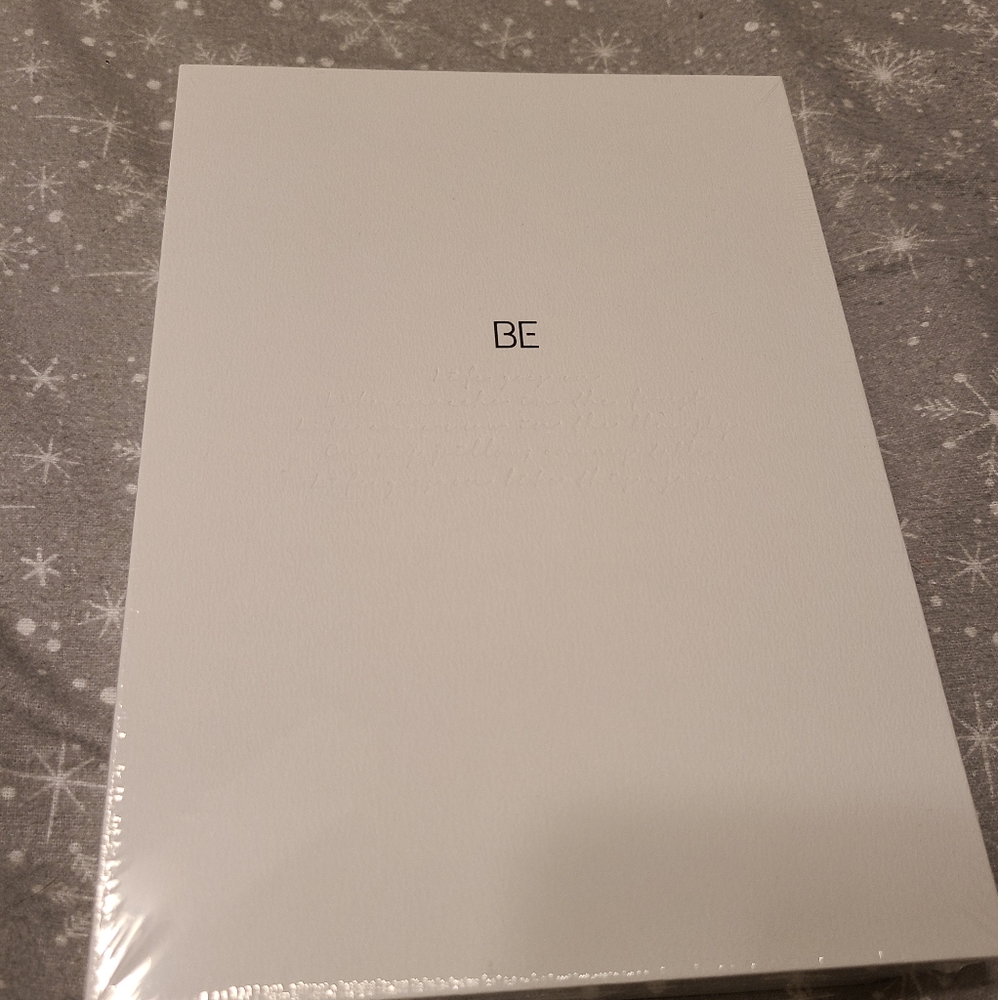 BTS BE DELUXE OFFICIAL ALBUM. SEALED.